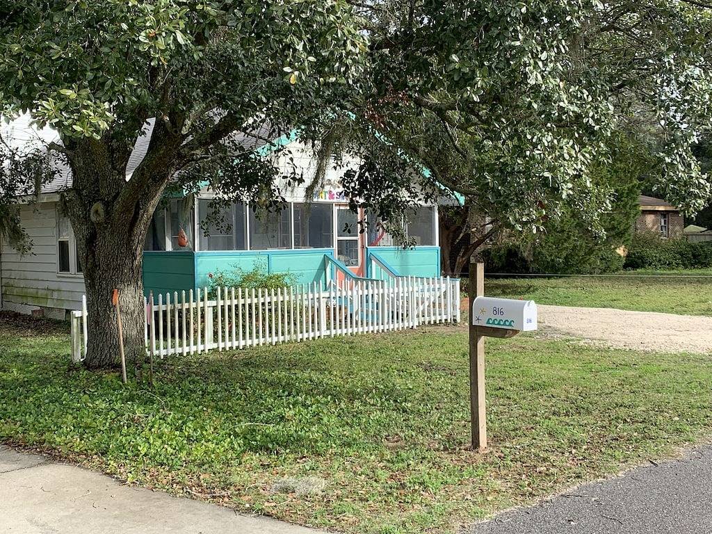 Beach Rental for 8 Guests in Dauphin Island, Mobile Bay