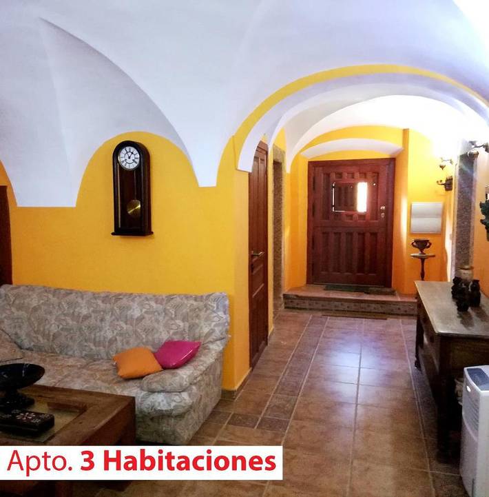 Apartamento de vacaciones para 3 personas, con vistas además de piscina y jardín, Se admiten mascotas - 1