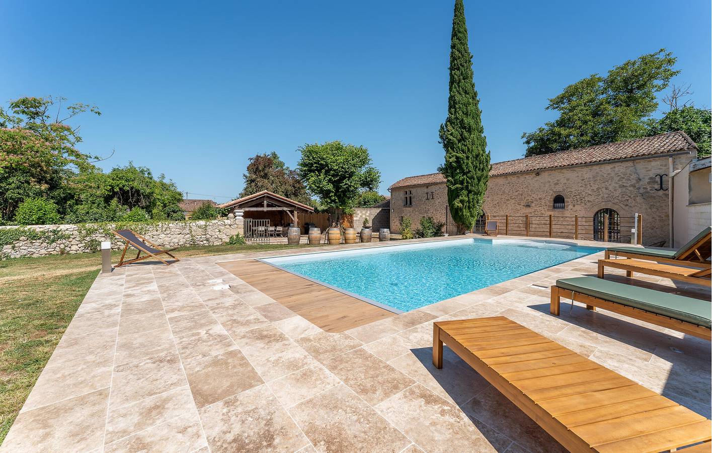 Feriehus for 15 personer med sauna in Rauzan, Libourne Området