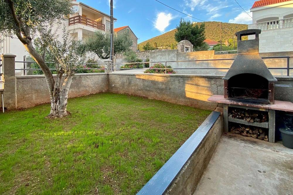 Ganze Wohnung, Studio Appartement mit Balkon Ist in Zadar (Kommun), Otok Ist