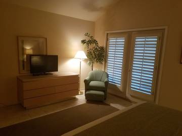 Villa for 6 Guests in Palm Desert, Coachella Valley, Picture 2