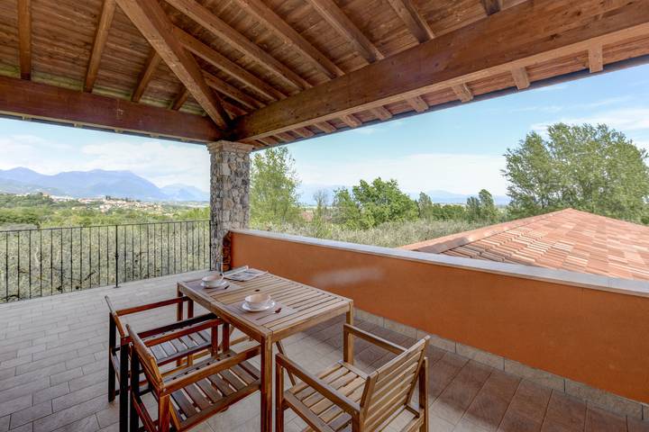 Bauernhof für 3 Personen, mit Garten und Seeblick sowie Balkon am Gardasee - 2