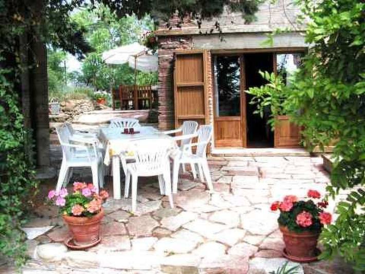 Glamping per 16 persone, con Terrazza e Giardino nonché Piscina nelle Marche