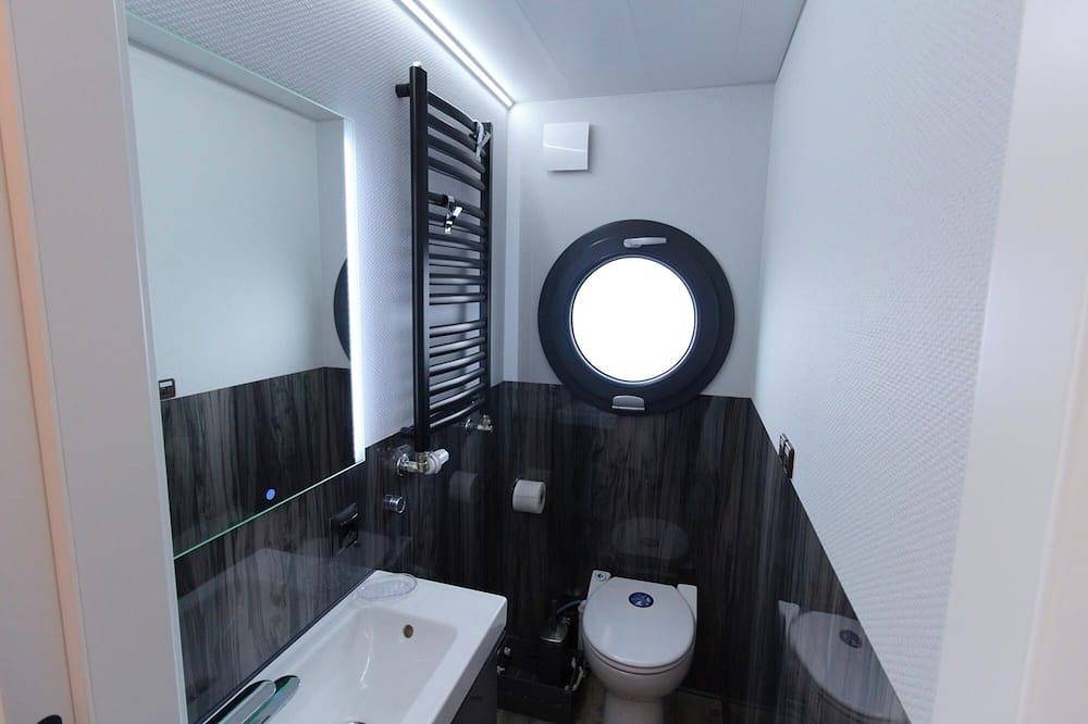 Hausboot Fjord Dory mit Bio-Sauna und Dachterrasse in Schleswig in Schleswig, Schleswig & Umgebung