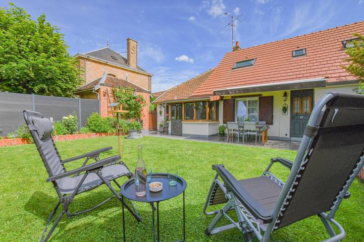 Gîte pour 2 personnes, avec Terrasse et Jardin