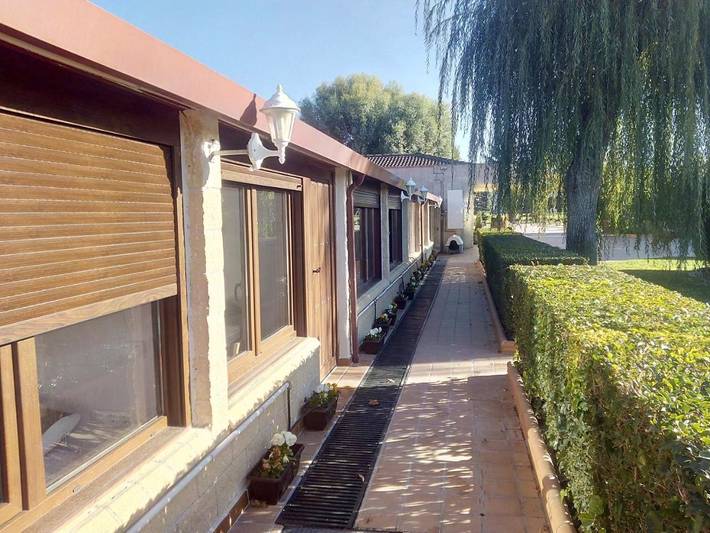Apartamento de vacaciones para 2 personas, con vistas además de jardín y piscina - 1