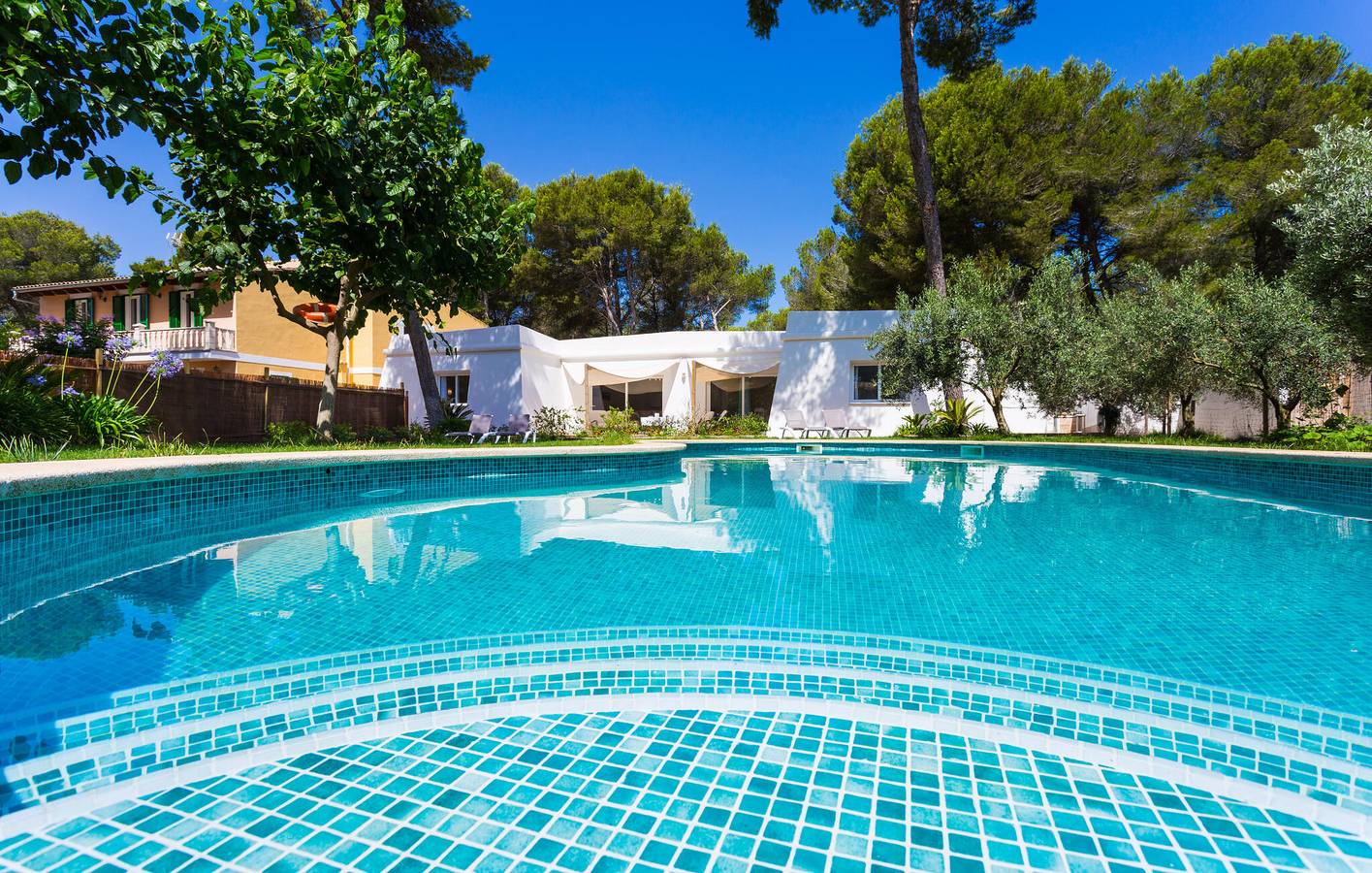 Glückseligkeit am Strand: Klimatisierte Wohnung mit Pool und Grill in Can Picafort, Santa Margalida