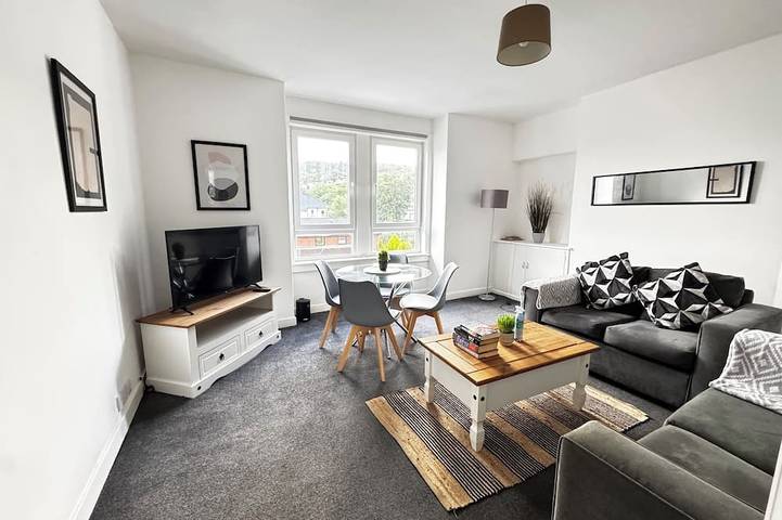 Ferienwohnung für 4 Personen, mit Whirlpool und Garten - 1