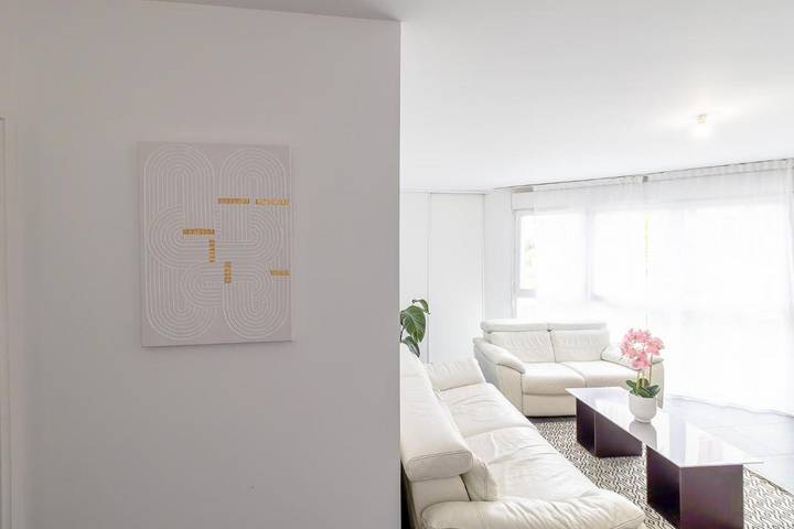 Gîte pour 5 personnes, avec vue et terrasse à Romainville - 4