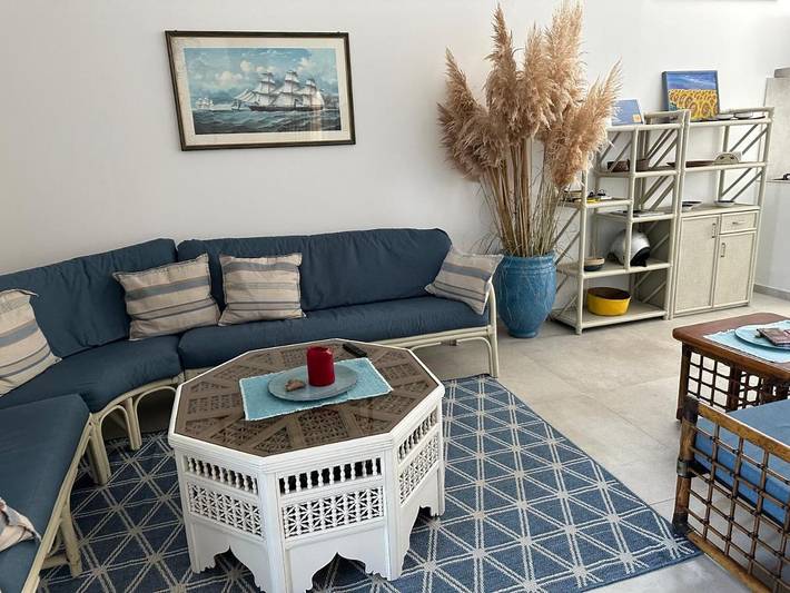 Location de vacances pour 7 personnes, avec jardin et vue, adapté aux familles à Torre Chianca - 3