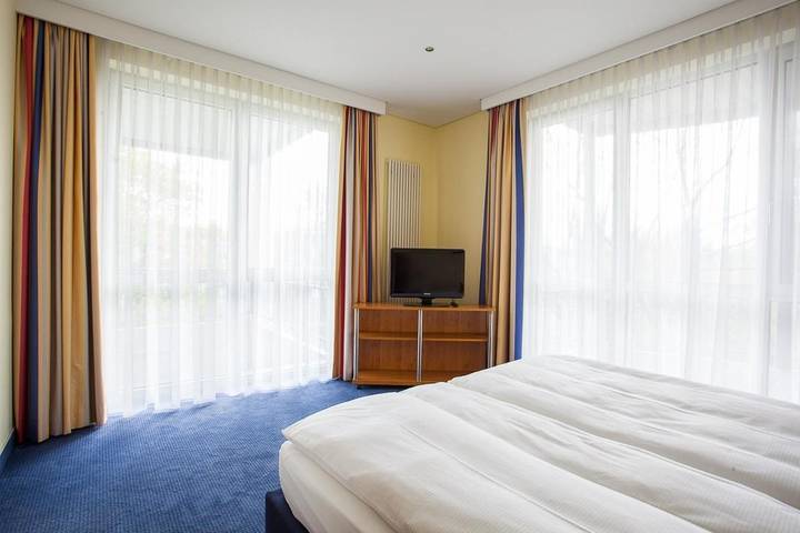 Ferienwohnung für 4 Personen, mit Garten in Steglitz-Zehlendorf - 4