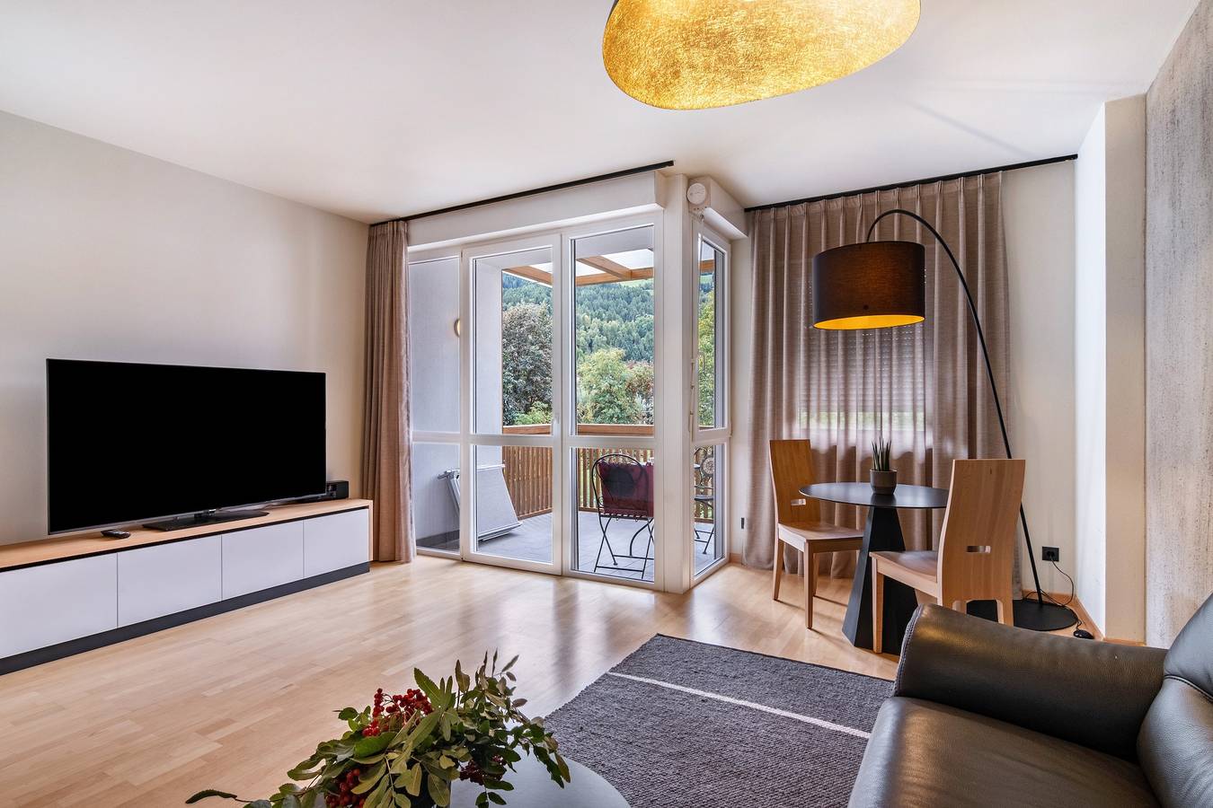 Ganze Wohnung, Ferienwohnung 'Ferienwohnung Hans' mit Bergblick, Balkon und Wi-Fi in Prad am Stilfser Joch, Nationalpark Stilfser Joch