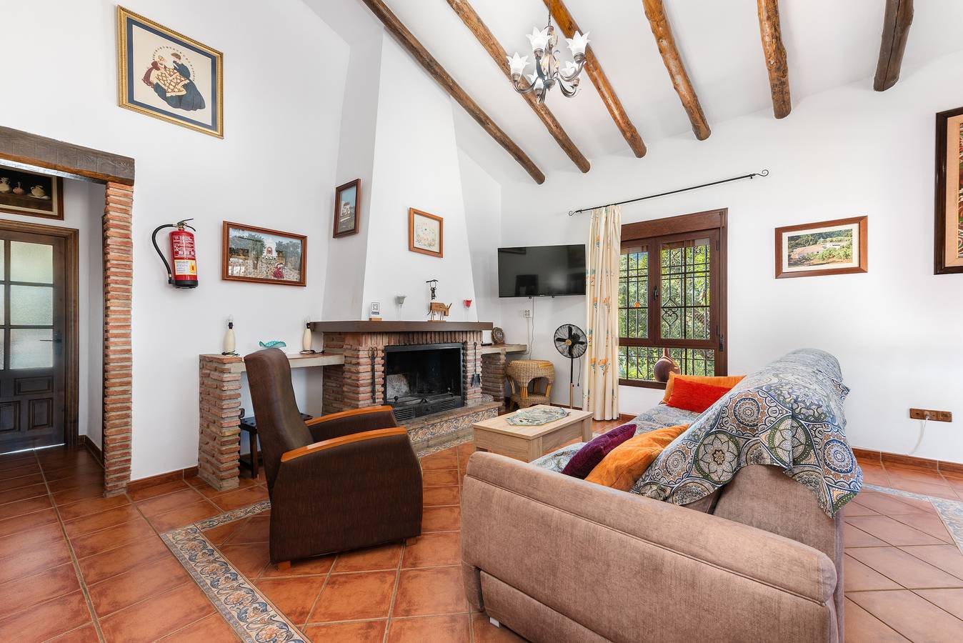 Maison de vacances 'Finca Rural Mazuqueto' avec vue sur la montagne, piscine privée et Wi-Fi in Jubrique, Province de Málaga