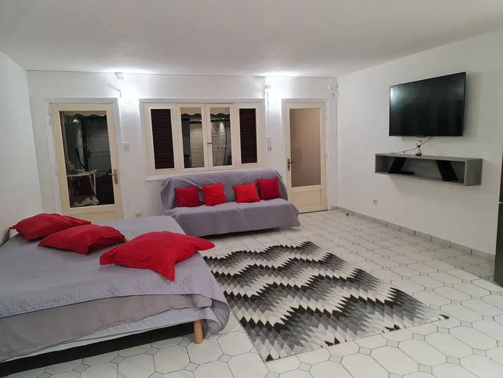 Gîte pour 4 personnes, avec piscine et terrasse à Saint-François - 4