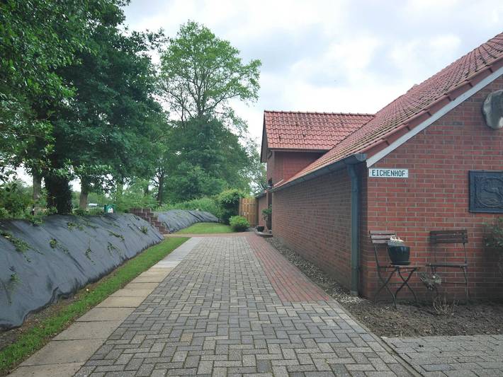 Ferienhaus für 4 Personen, mit Terrasse und Garten, kinderfreundlich in Uplengen - 3