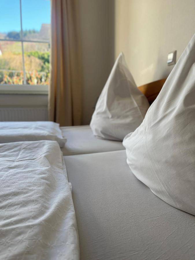 Ferienhaus für 2 Personen, mit Balkon und Terrasse sowie Garten und Ausblick in Enkirch