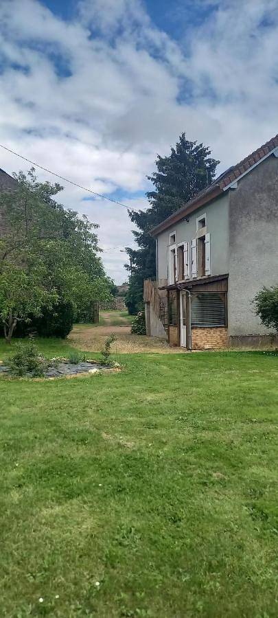 Maison de Campagne in Thoste, Région de Montbard