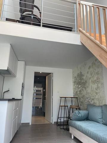 Gîte pour 4 personnes, avec jardin et piscine à Saint-Loubès