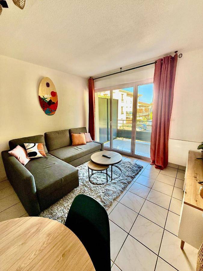 Ferienwohnung für 6 Personen, mit Pool und Terrasse - 1