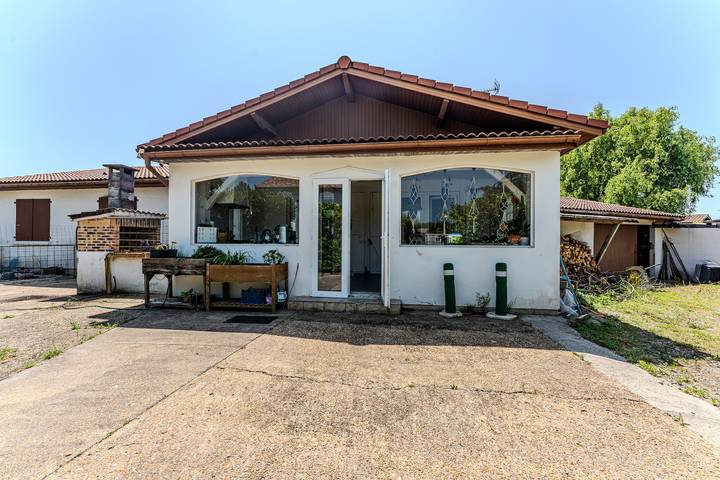 Location de vacances pour 2 personnes, avec jardin, animaux acceptés à Saint-Julien-en-Born