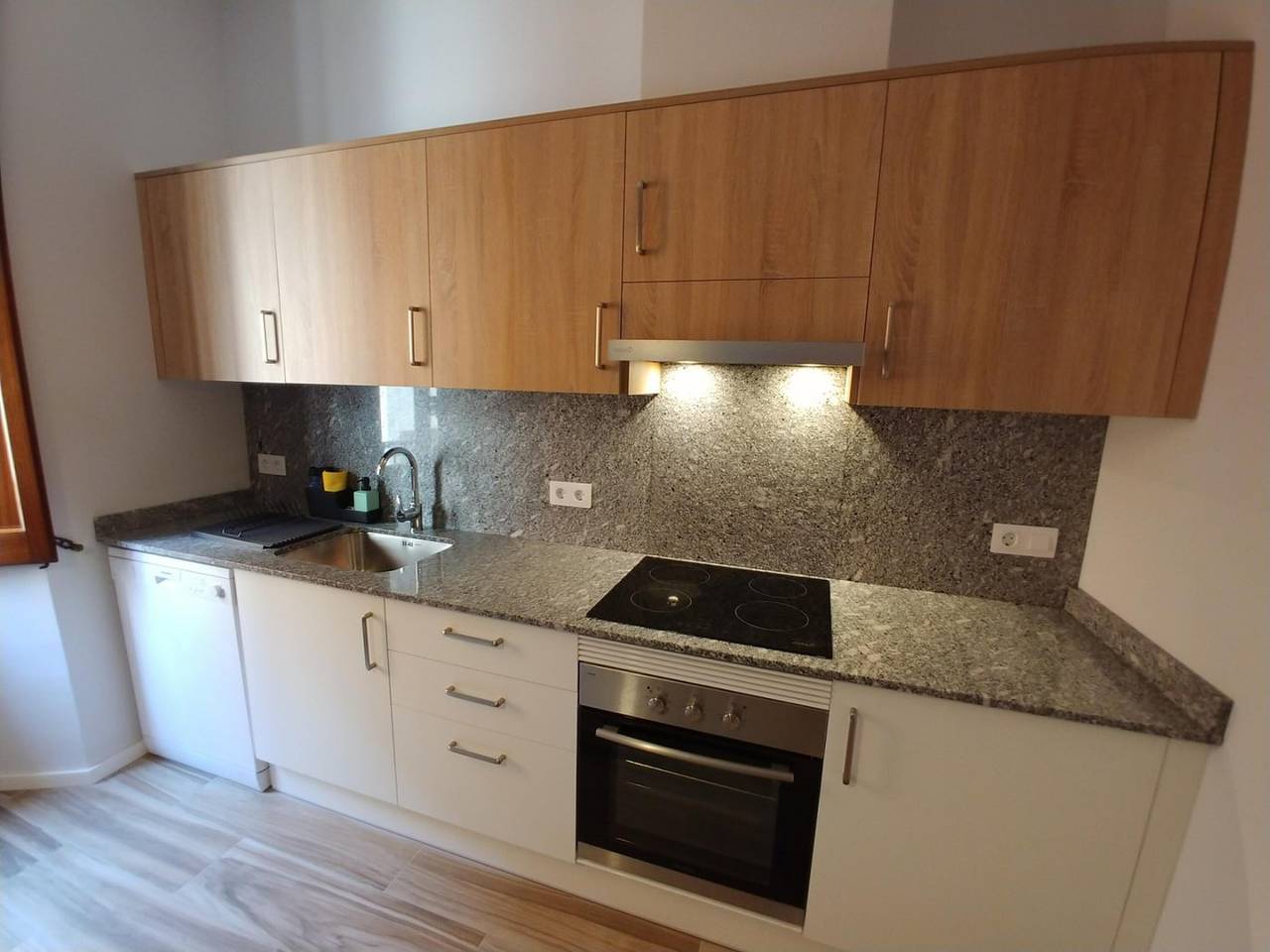 Ganze Wohnung, Ferienwohnung für 6 Personen mit Balkon in Palamós, Costa Brava