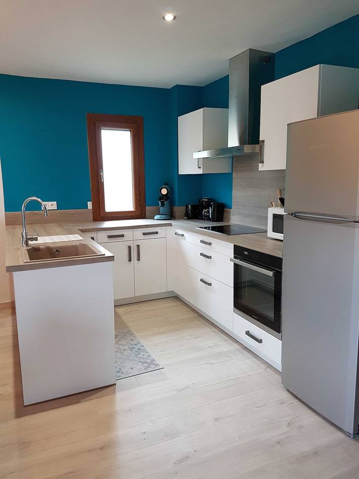 Gîte pour 7 personnes, avec jardin ainsi que jacuzzi et terrasse à Bagnols-les-Bains - 2