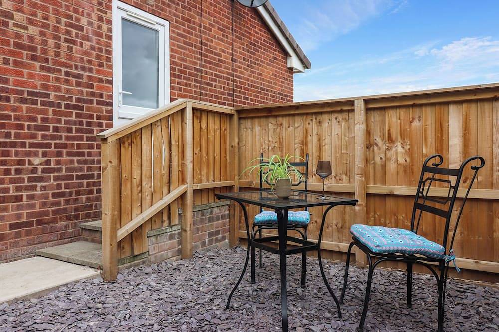 Home from Home | 2-Bed Chesterfield Stay in Brimington, Chesterfield