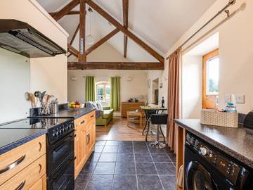 Log Cabin for 2 People in Shropshire, West Midlands, Photo 1