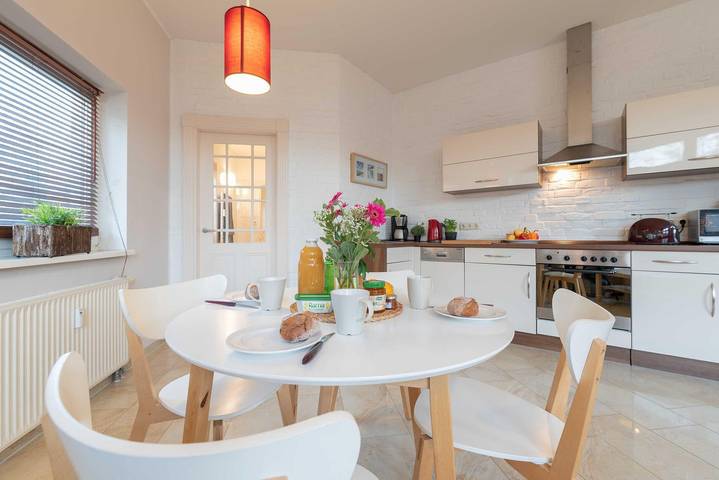 Ganze Wohnung, Seestraße 30 A  mit Terrasse und Gartenblick in Börgerende in Börgerende, Börgerende-Rethwisch