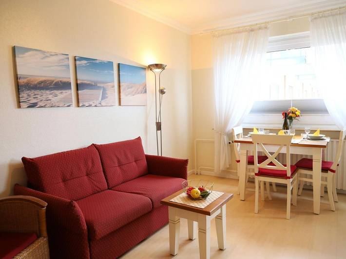 Ganze Wohnung, 2-Zimmer-App. mit West-Balkon und Wellnessbereich für 3 Pers. in Westerland in Westerland, Sylt (Gemeinde)