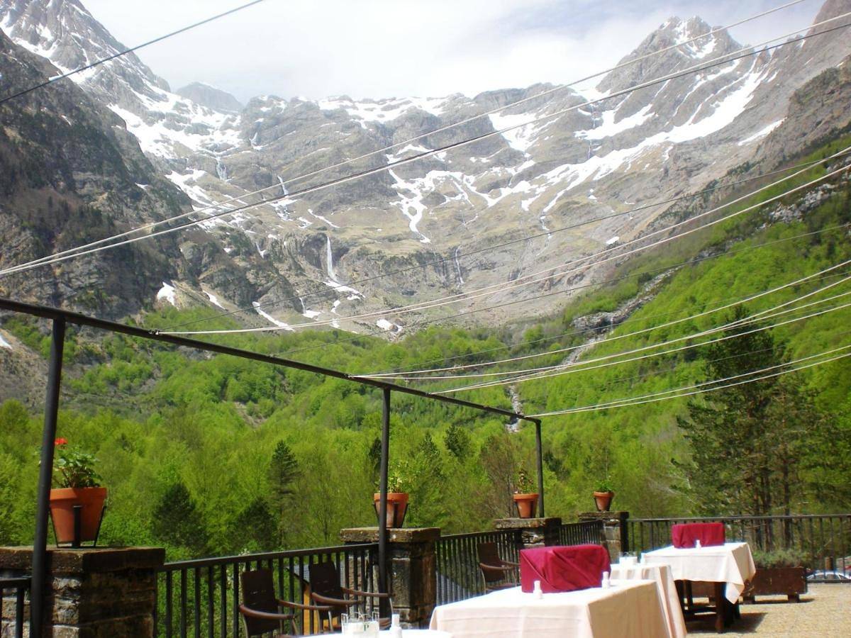 Hotel para 10 personas con jardín in Pineta, Bielsa