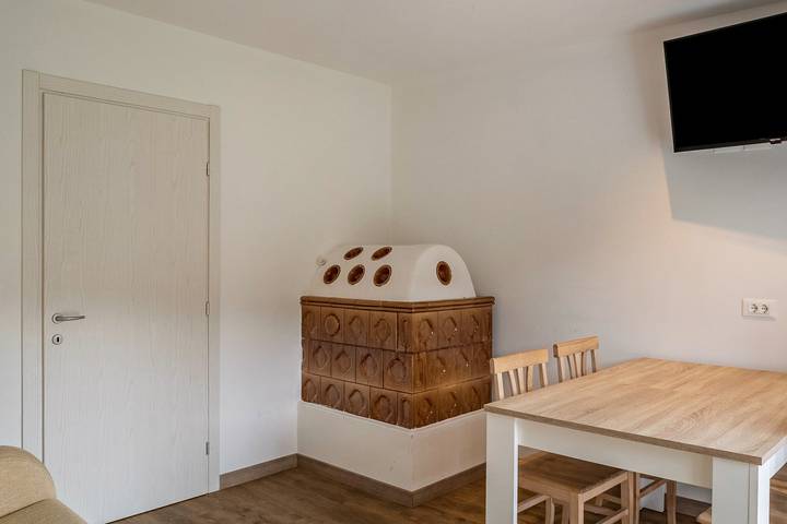 Hel lejlighed, Apartment 'Silbernagl Sonnig Mit Gartenblick' with Lake View, Shared Terrace and Wi-Fi in Issing, Pfalzen