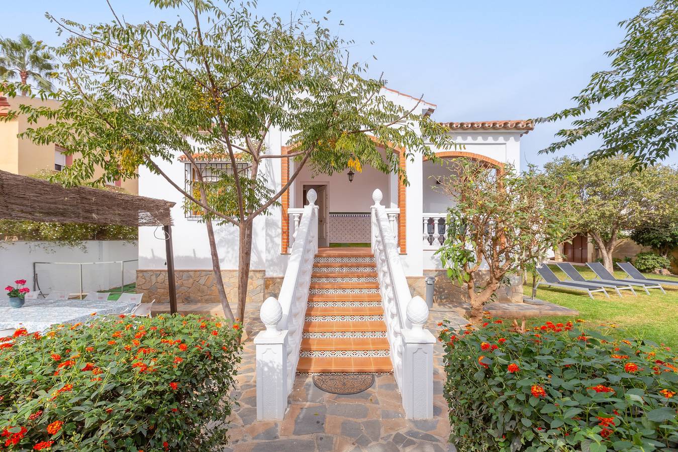 Casa de vacaciones "Casa Guadalmar" con piscina privada, terraza y Wi-Fi in Churriana, Málaga