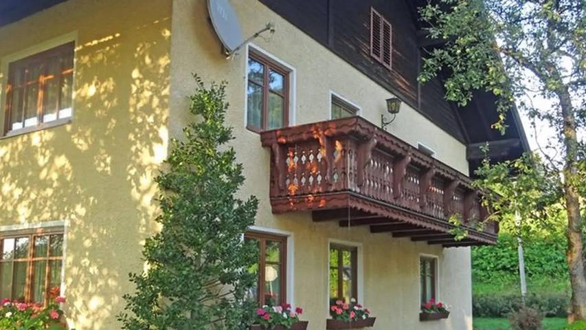Ferienwohnung für 3 Personen, mit Garten in Steinbach am Attersee