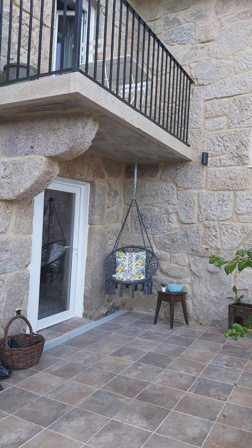 Ganze Wohnung, Casita a estrenar en finca con rio y piscina próxima a Tui Gondomar y Portugal in Tui, Costa de Galicia