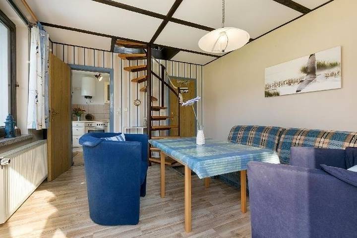 Chalet für 5 Personen, mit Balkon und Terrasse sowie Garten auf Rügen - 3