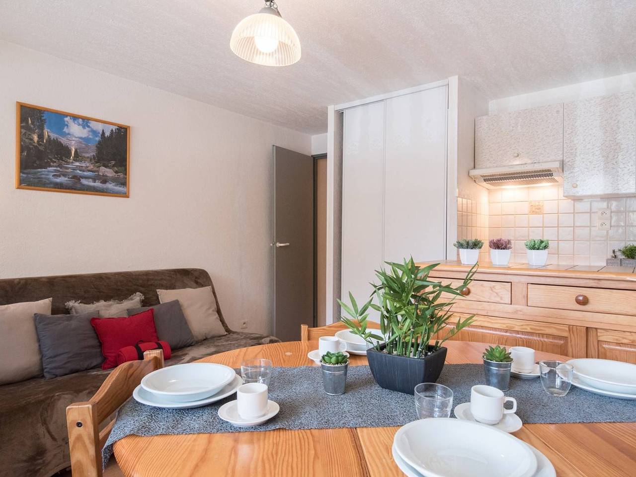 Ganze Wohnung, Gemütliche Ferienwohnung für 6 Personen, ruhig, nahe Zentrum von Saint Lary Village in Saint-Lary-Soulan, Nationalpark Pyrenäen