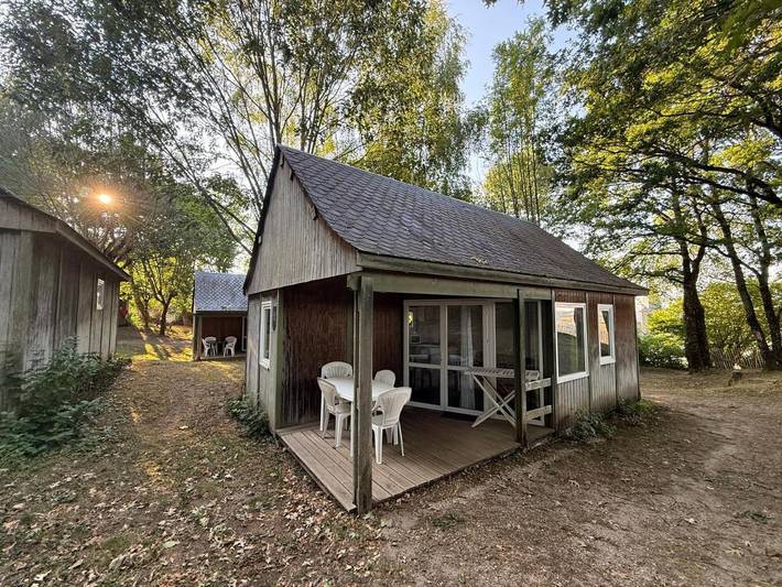 Location de vacances pour 4 personnes, avec Terrasse ainsi que Jardin et Piscine à Golinhac