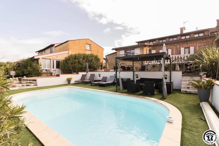 Chambre d’hôte pour 4 personnes, avec jardin et sauna ainsi que piscine et jacuzzi dans Haute-Garonne - 2