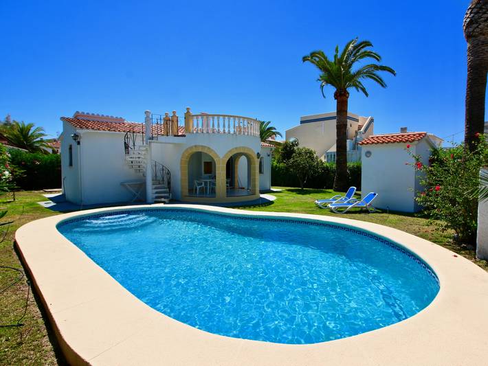 Chalet para 4 personas, con terraza y jardín - 1