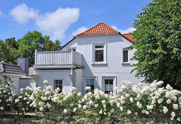 Ferienwohnung für 3 Personen, mit Balkon und Garten in Landkirchen