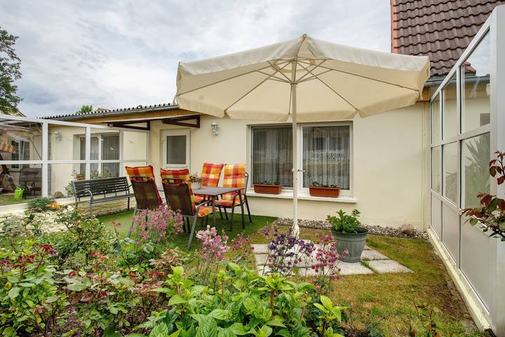 Ferienwohnung für 3 Personen, mit Garten in Zinnowitz