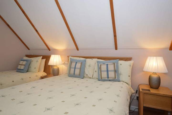 Larch Cottage, ubicación en el campo cerca de Dunoon, admite mascotas para 6 personas, visita Escocia 4 estrellas in Argyll