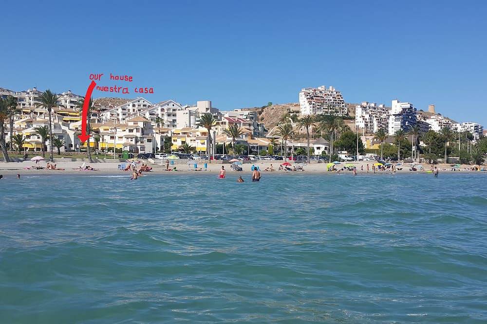 Beautiful house by beach in Santa Pola Alicante province. Bungalow bonito al mar in Santiago Bernabeu, Santa Pola