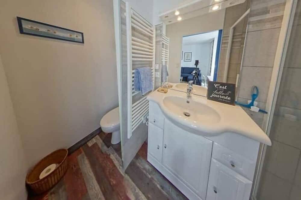 Appartement entier, Réf 113 Port-louis appartement studio en Rdc in Port-Louis, Côte des Mégalithes