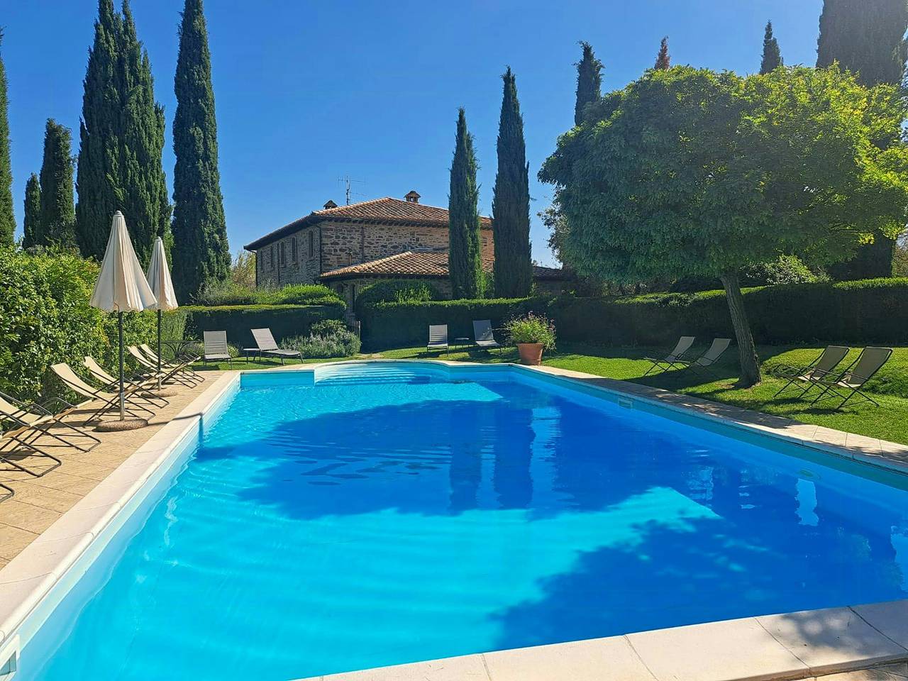 Casa Vacanza per 16 Persone in Castel del Piano, Maremma