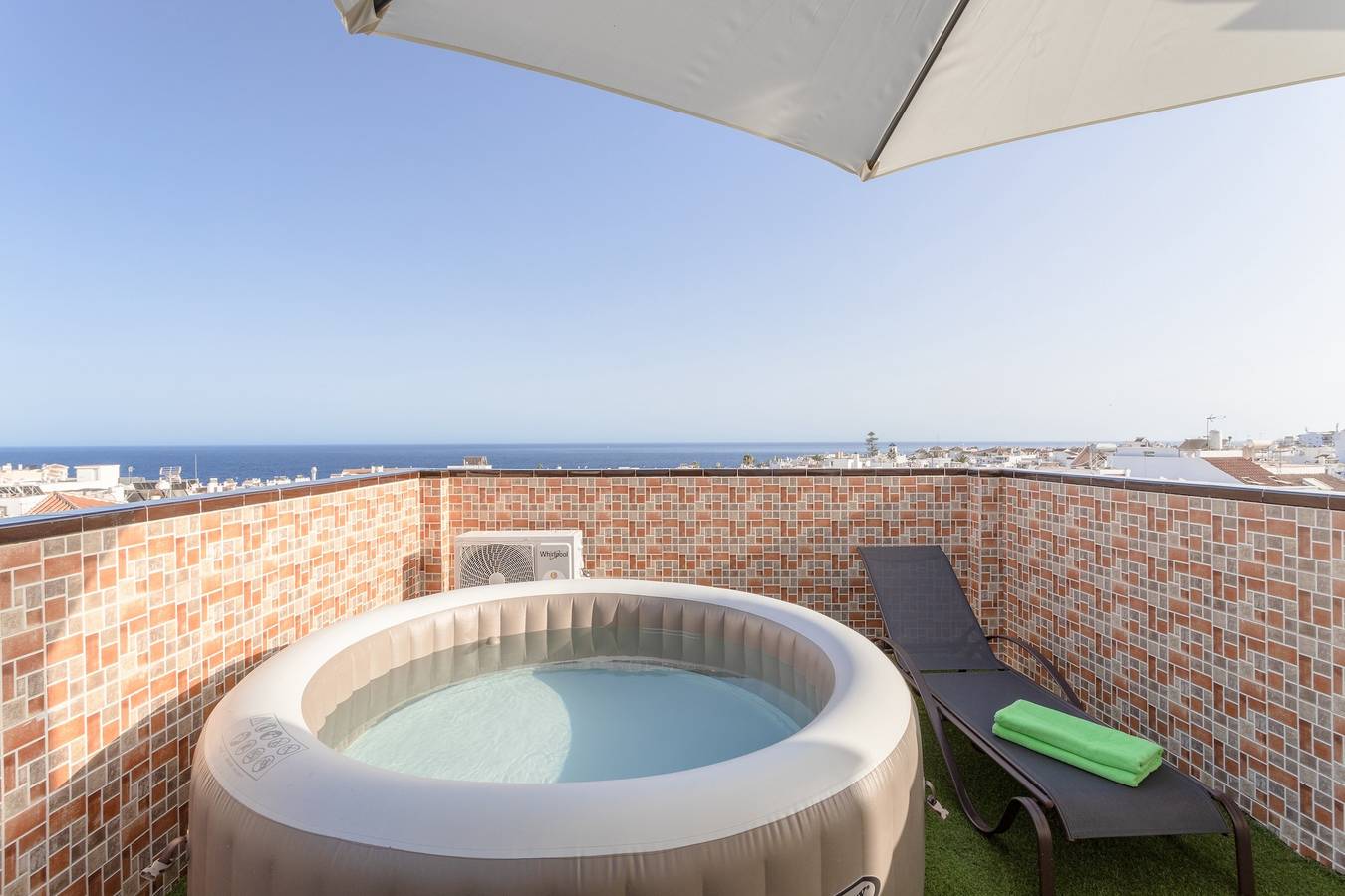 Entire apartment, Holiday Apartment “San Juan 18” with Sea View, Air Conditioning, Whirlpool & Wifi in Nerja Centre, Nerja