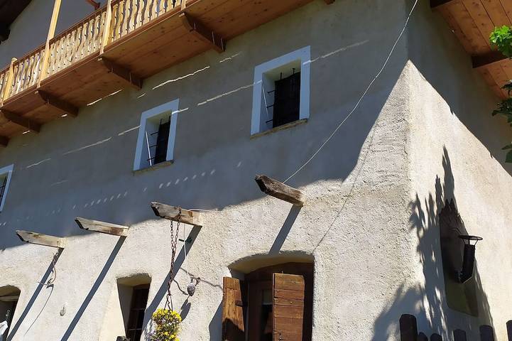 Gîte pour 4 personnes, avec Balcon et Jardin à Bionaz