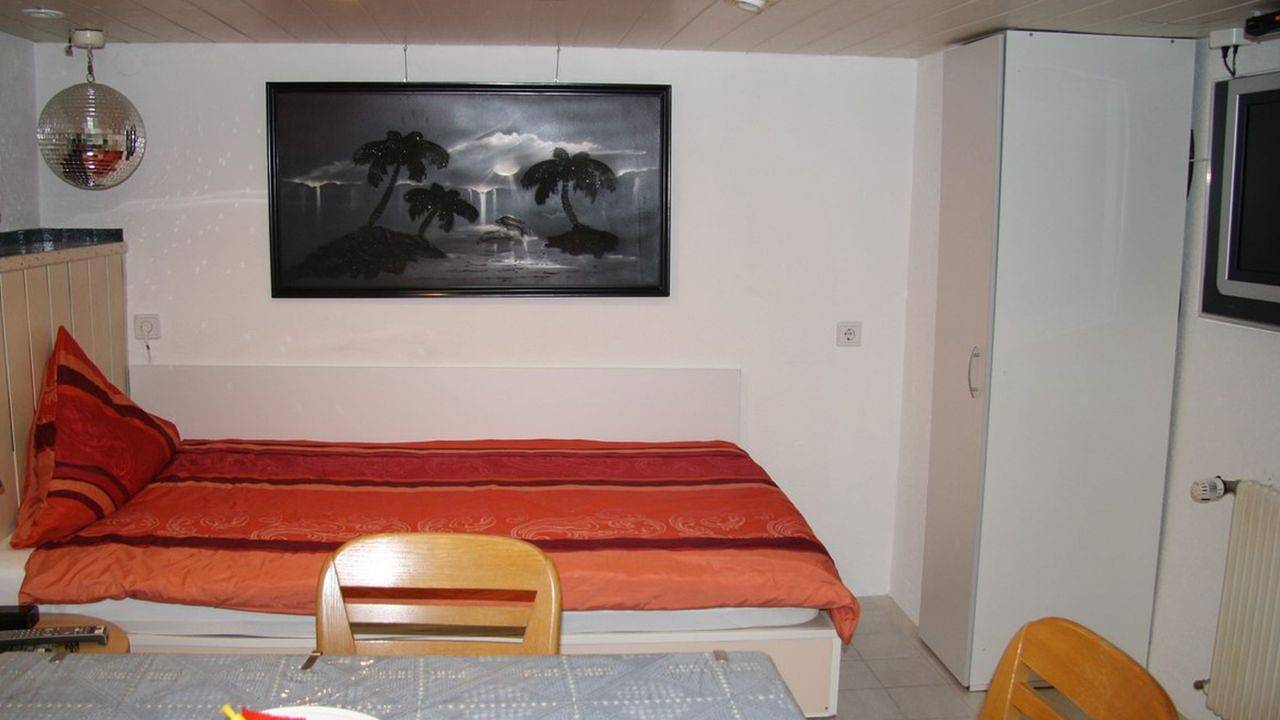 Doppelzimmer für 2 Personen in Weil Am Rhein in Weil am Rhein, Sudschwarzwald