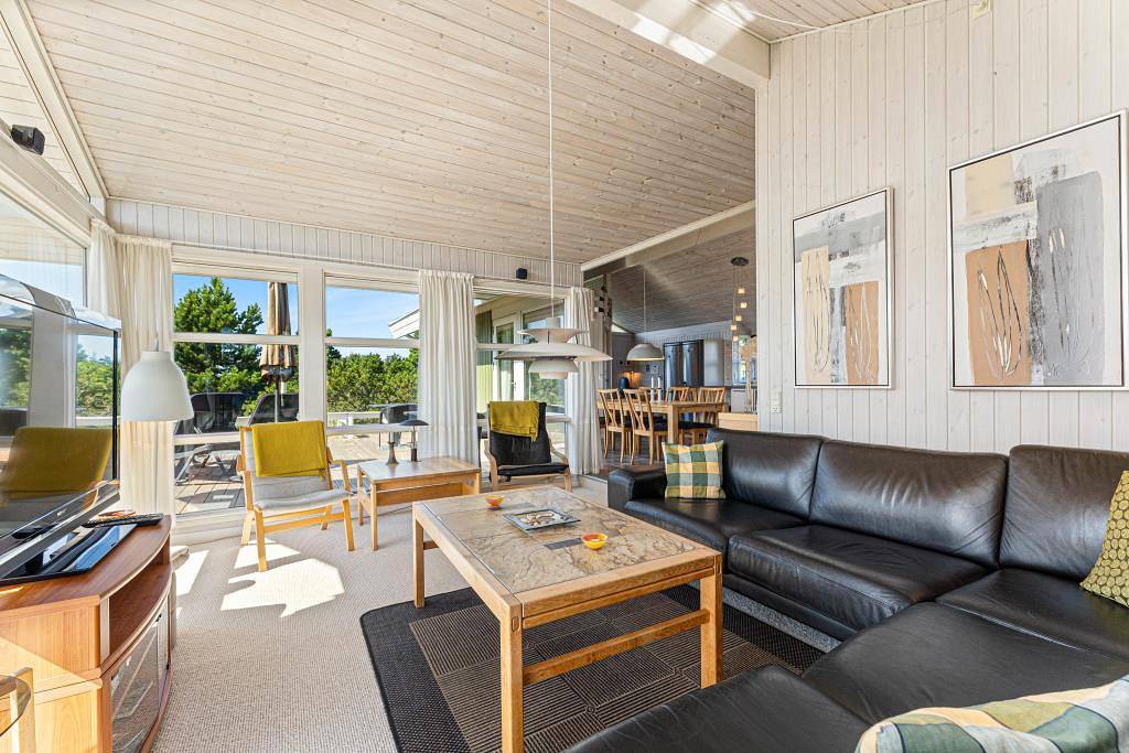 Ferienhaus mit fantastischer Aussicht, nur 500 m vom Strand  in Vejers Strand, Varde